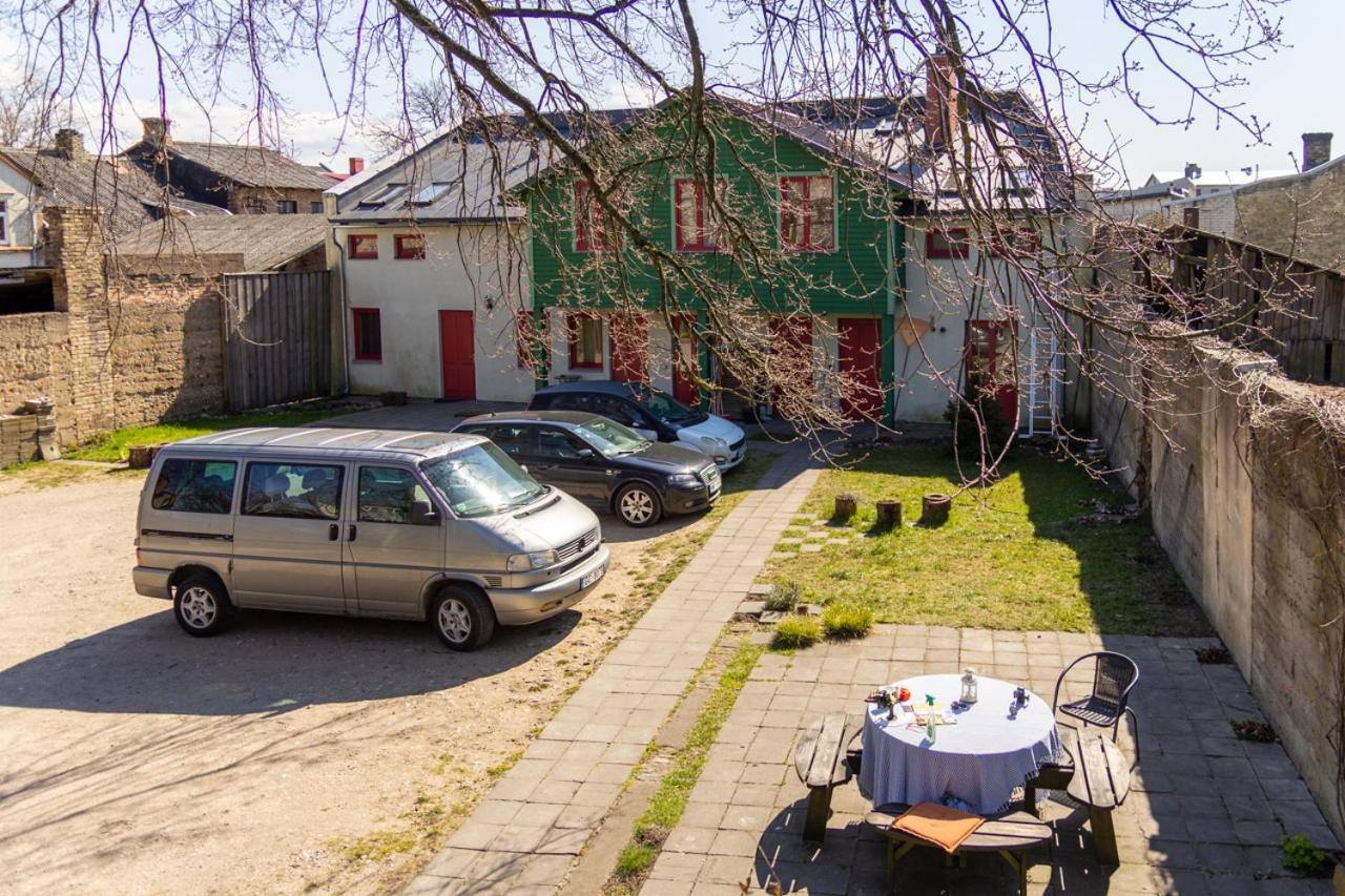 Raibie Logi Hotel Ventspils Exterior photo